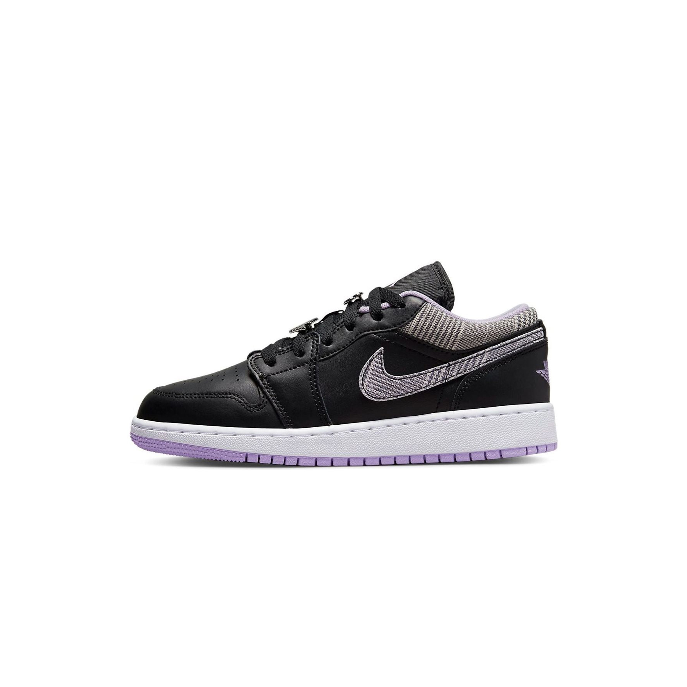 NIKE AIR JORDAN 1 RETRO LOW DH0570-015